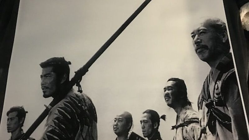 七人制足球场草坪尺寸解析：标准与选择要点